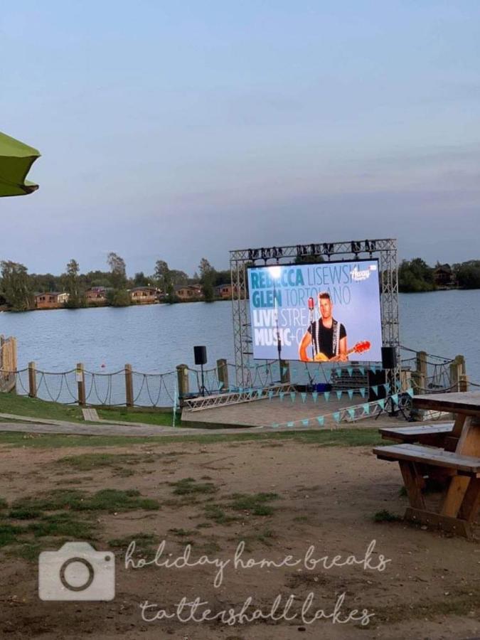 Holiday Home Breaks At Tattershall Lakes Coningsby Buitenkant foto