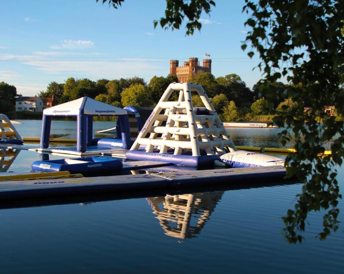 Holiday Home Breaks At Tattershall Lakes Lincoln Buitenkant foto