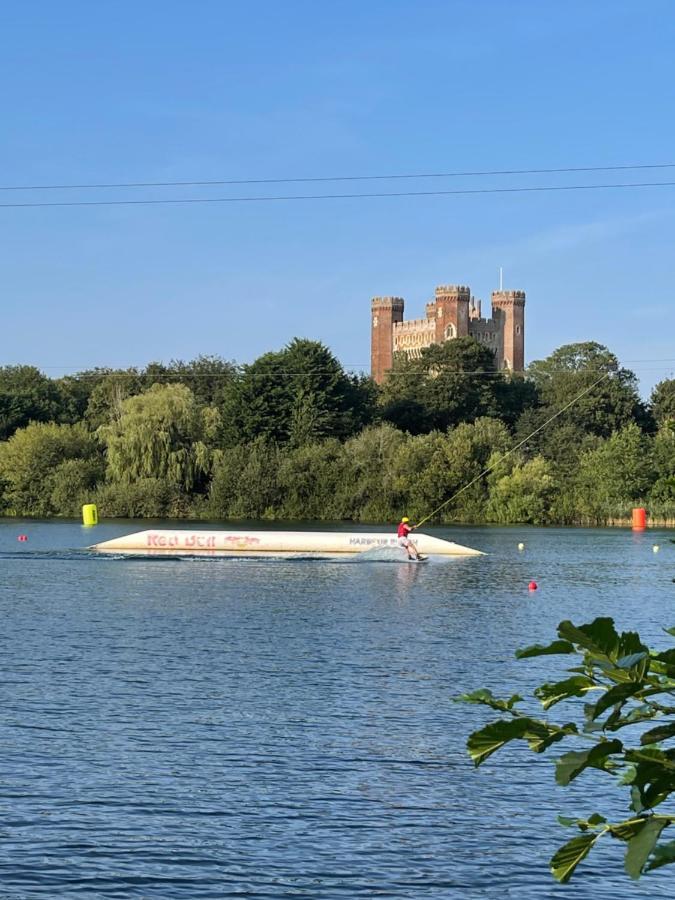 Holiday Home Breaks At Tattershall Lakes Lincoln Buitenkant foto