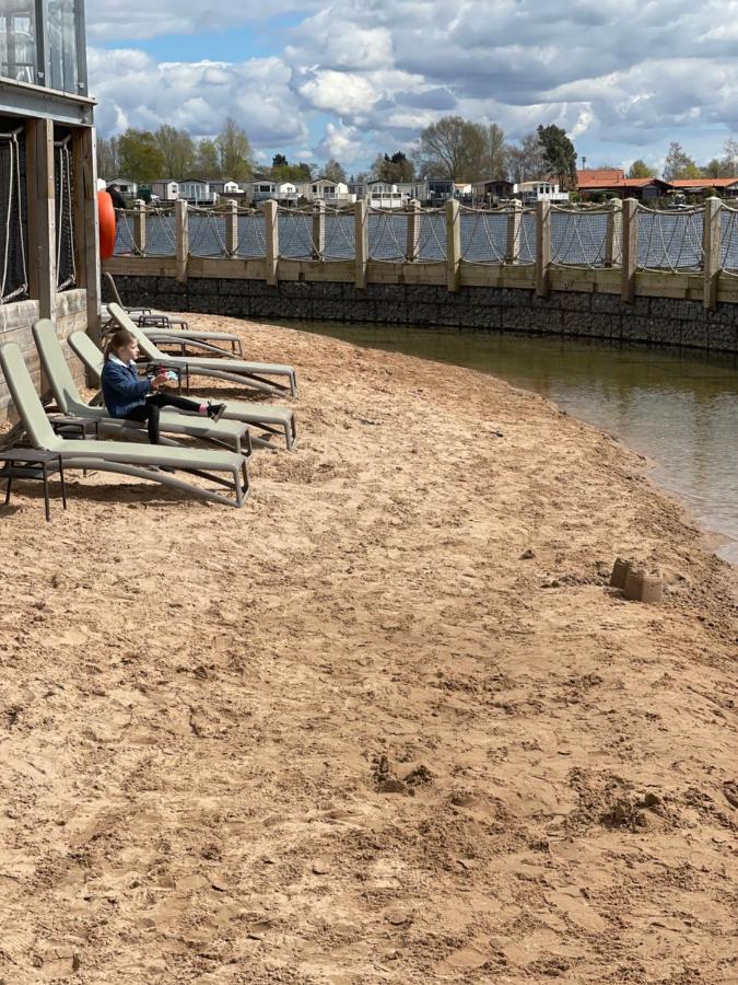 Holiday Home Breaks At Tattershall Lakes Coningsby Buitenkant foto