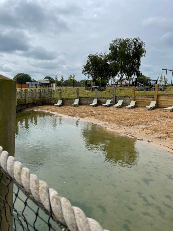 Holiday Home Breaks At Tattershall Lakes Lincoln Buitenkant foto